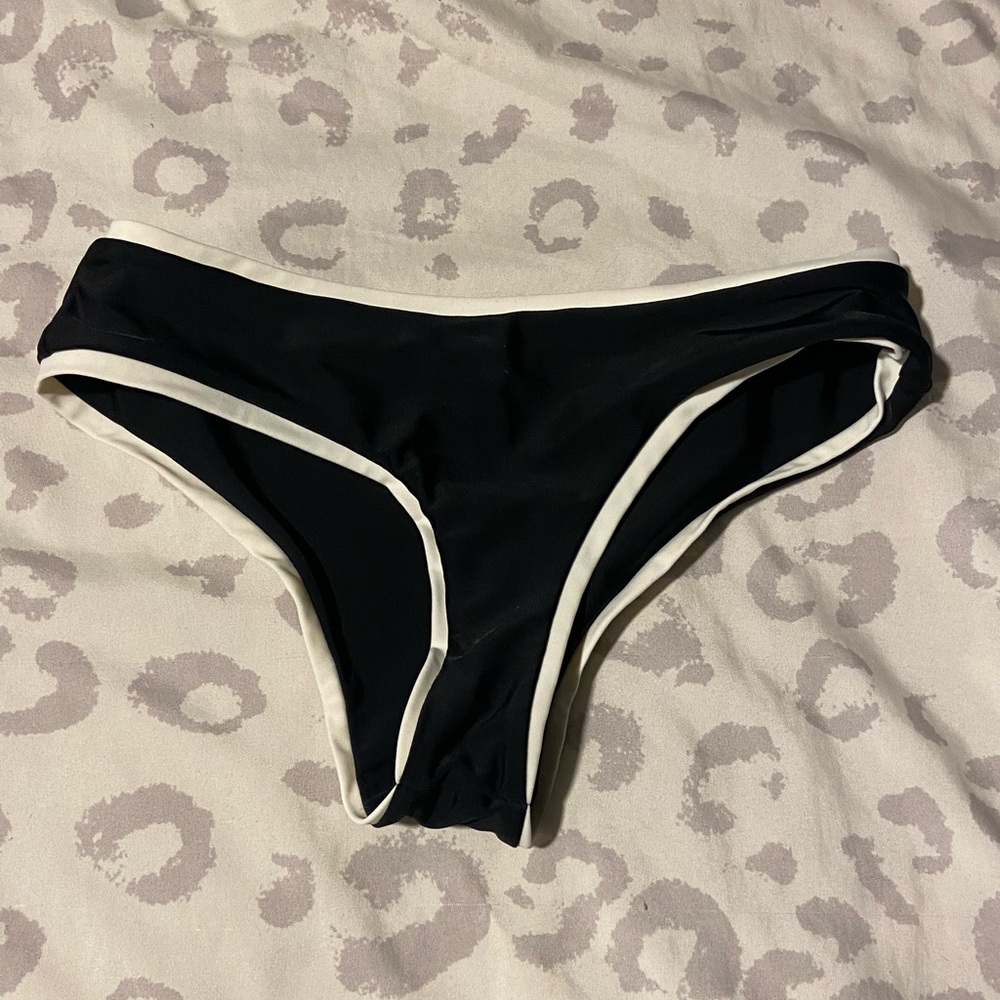 Mikoh bottoms xtra small